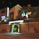 欧罗之家住宿加早餐旅馆 住宿加早餐酒店 锡尼亚